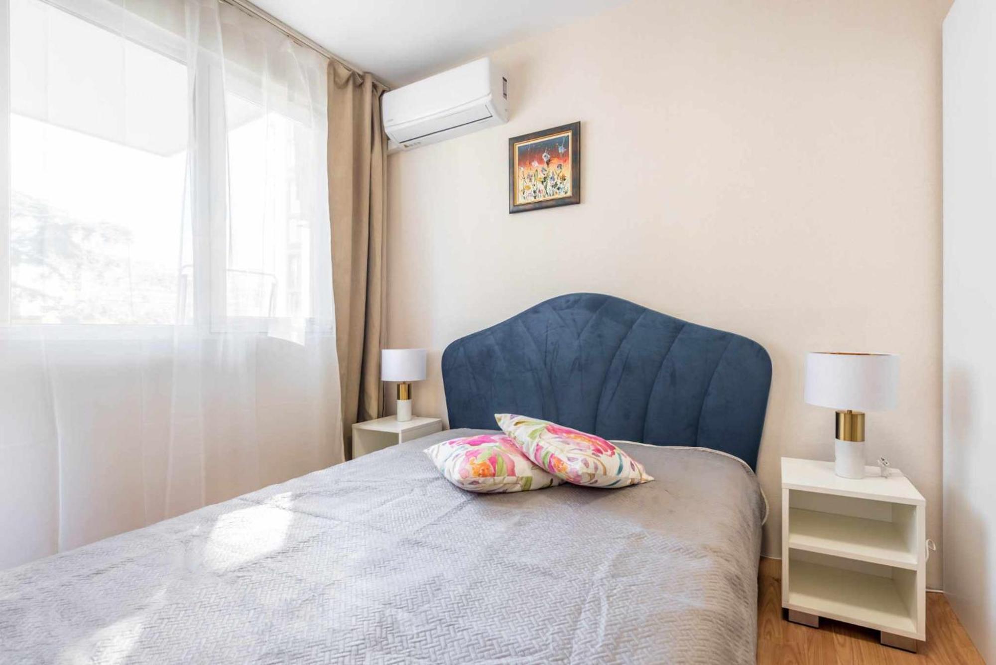 Red Velvet Apartment Warna Exterior foto