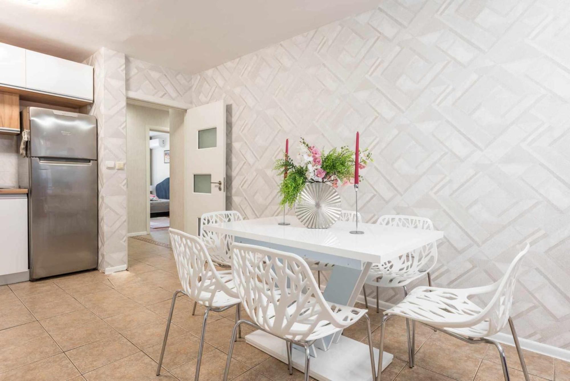 Red Velvet Apartment Warna Exterior foto